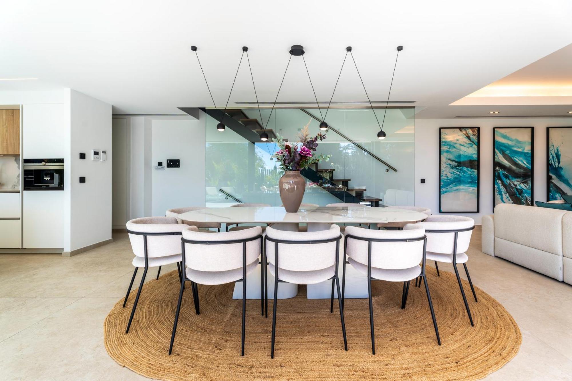 Vacation I La Moderne, Sparkling Heated Pool, Private Gym, Cine Room, Arcade Machines *
